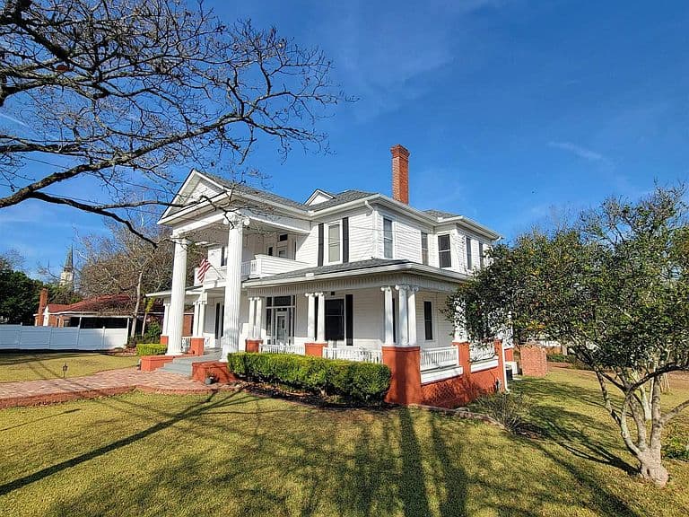 Listing photo 4