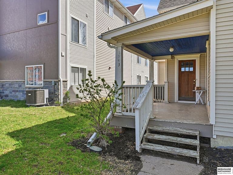 Listing photo 5