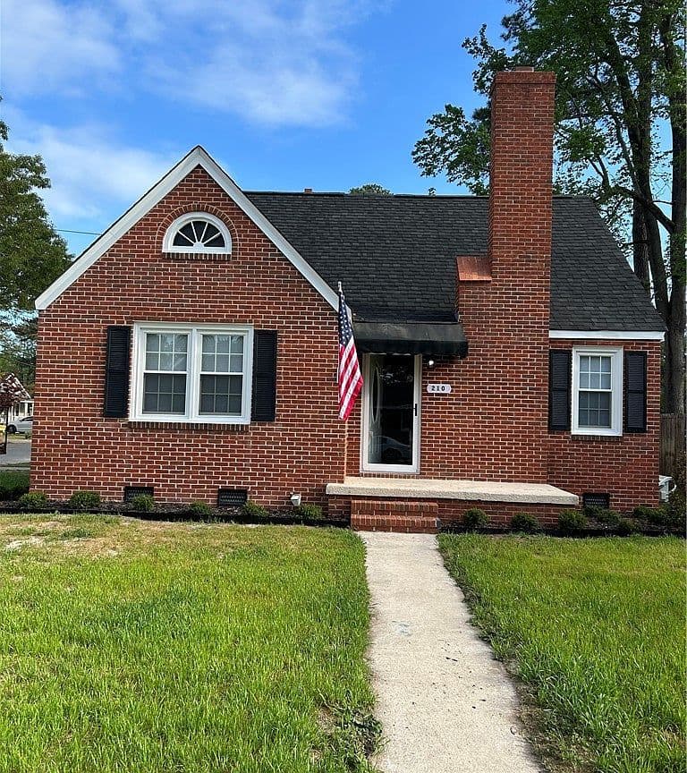 Primary listing photo