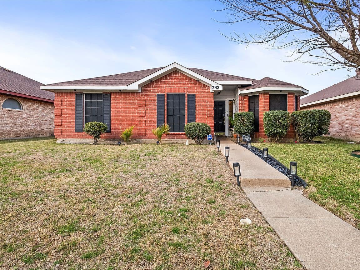 Primary listing photo