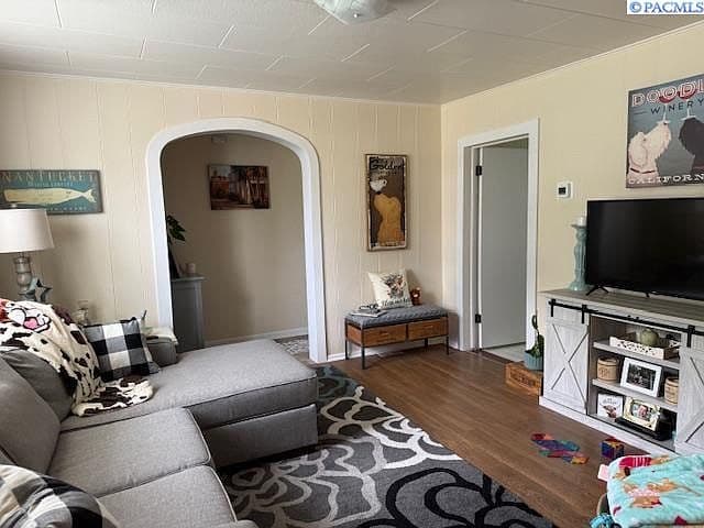 Listing photo 4