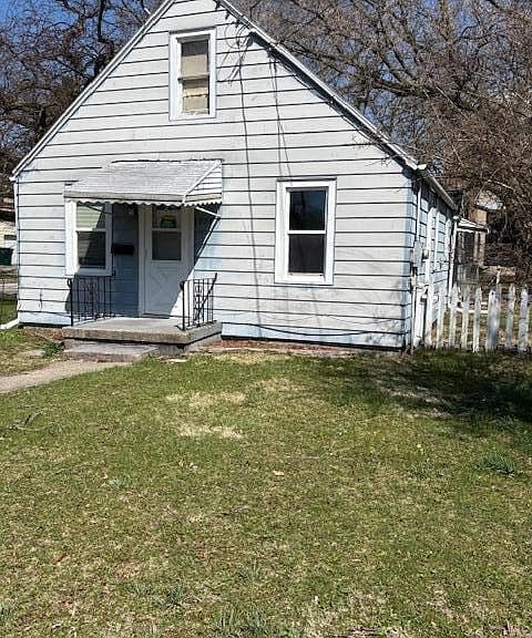 Listing photo 2