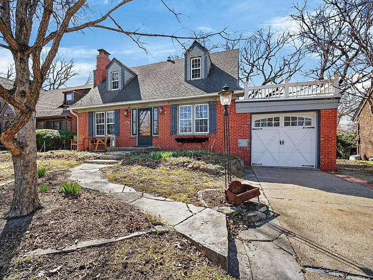 Listing photo 3