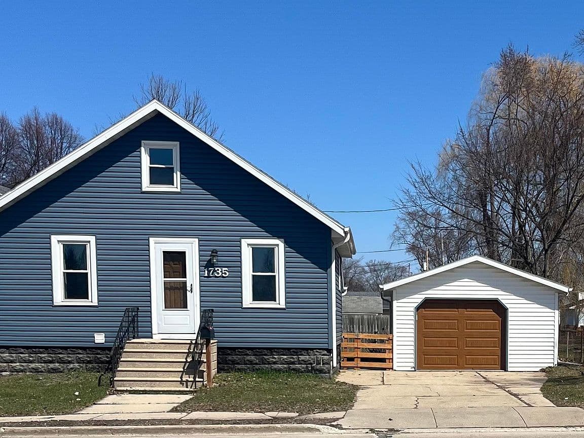 Primary listing photo