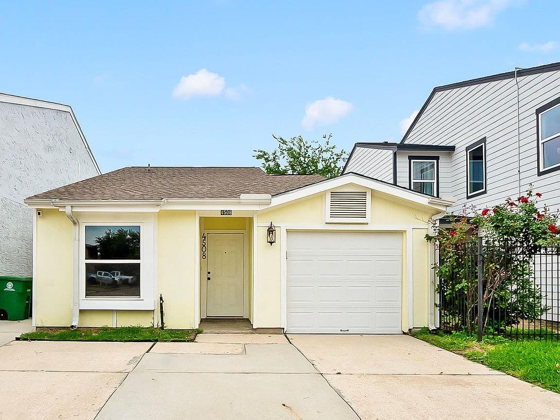 Primary listing photo