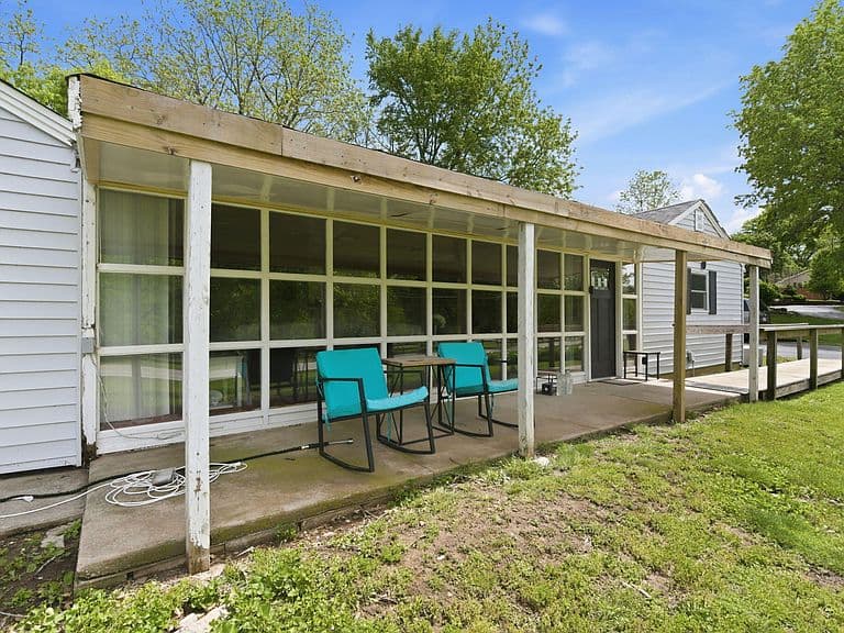Listing photo 5