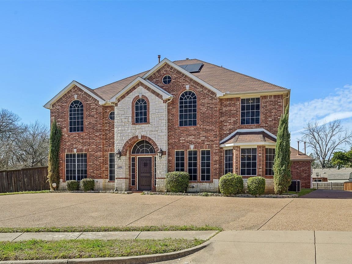 Primary listing photo