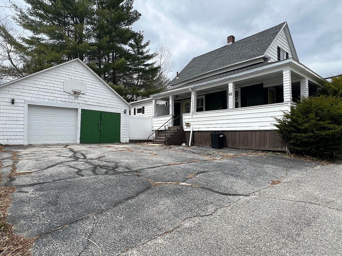 Primary listing photo