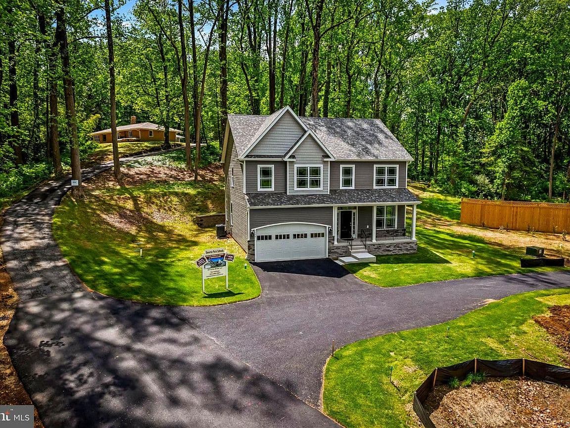Primary listing photo