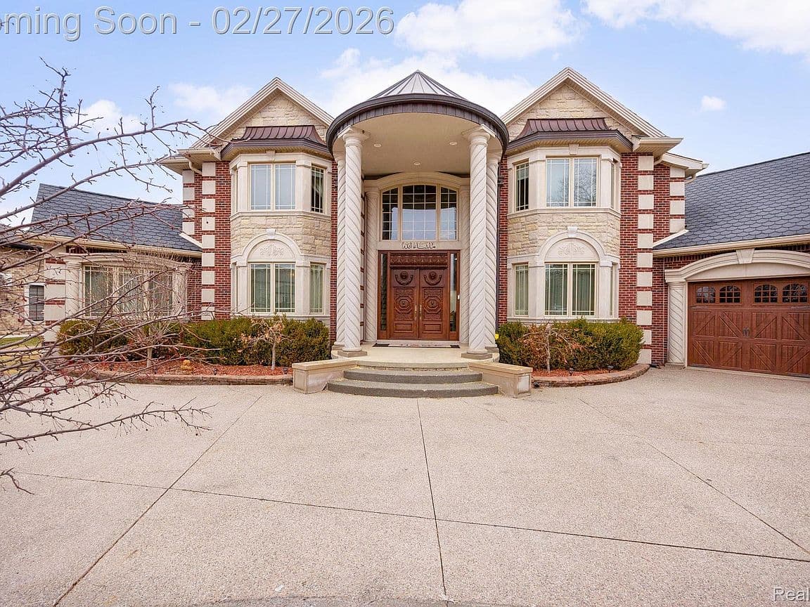 Primary listing photo