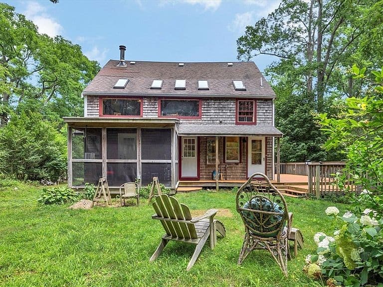 Listing photo 4