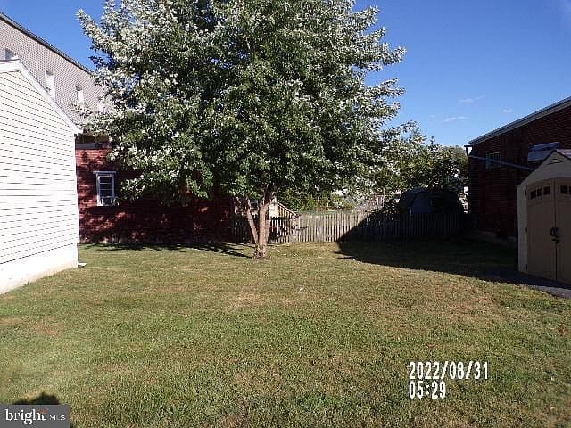 Listing photo 5