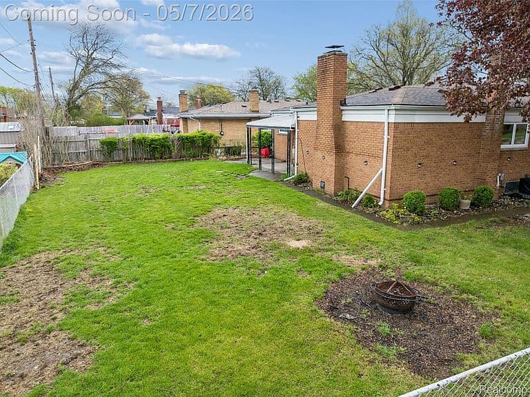 Listing photo 5