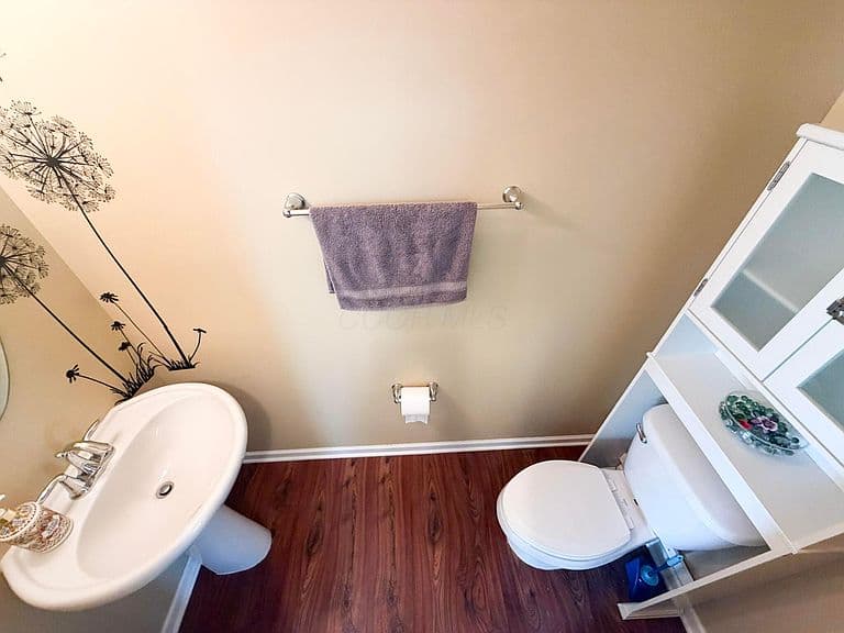 Listing photo 5