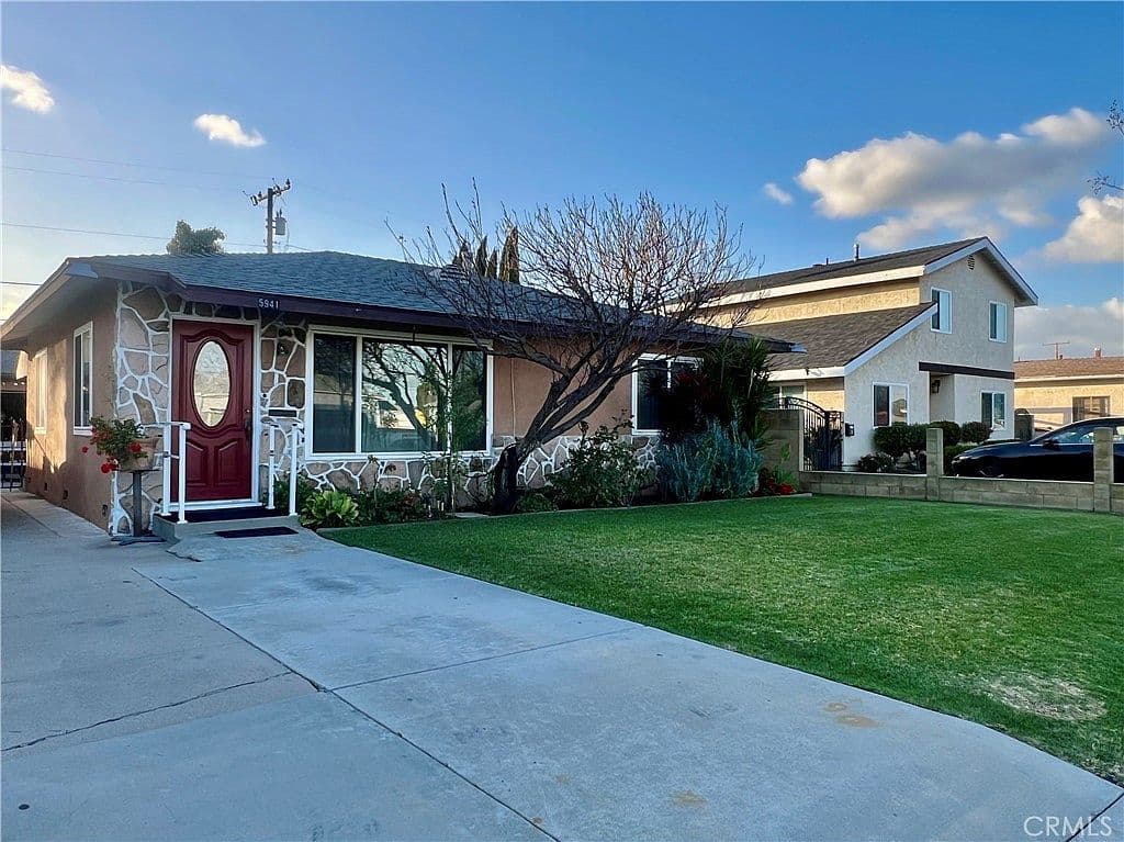 Primary listing photo