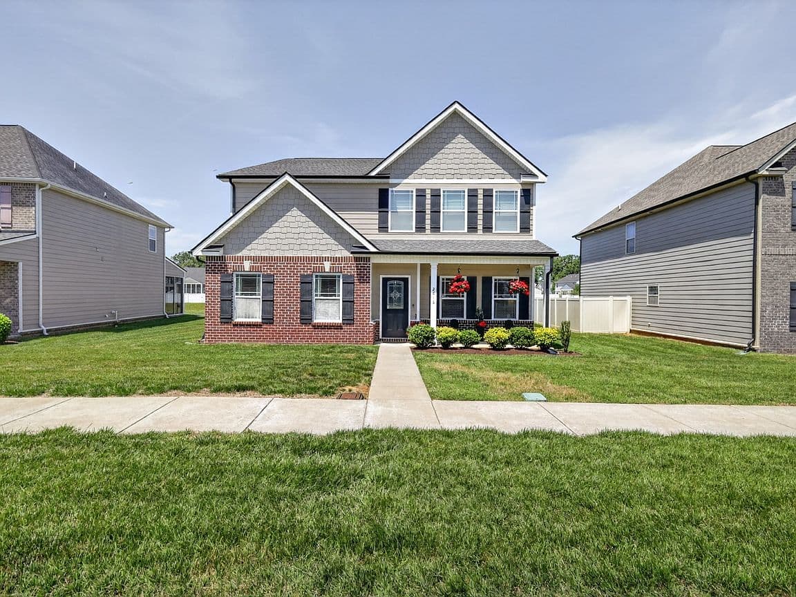 Primary listing photo
