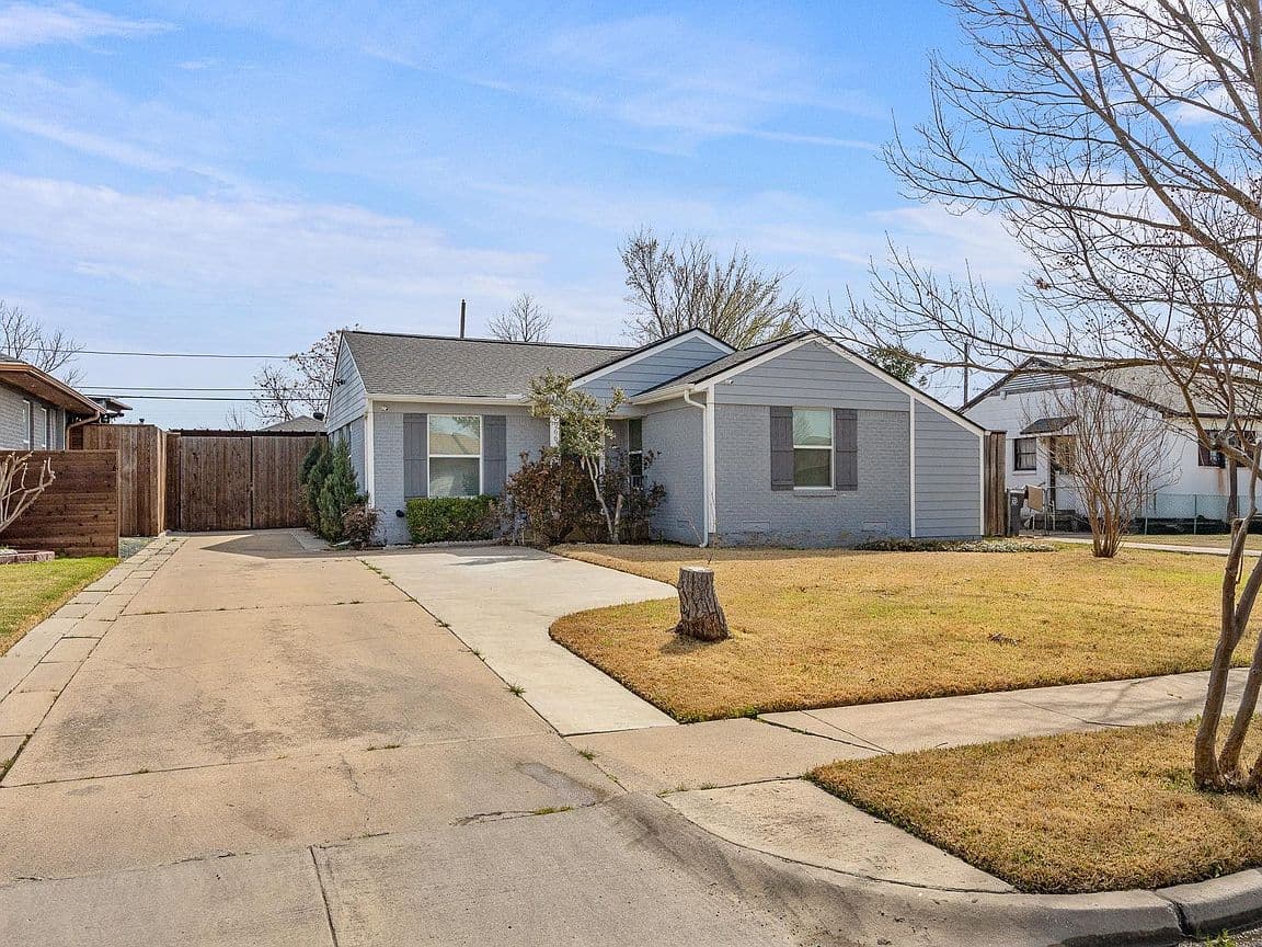 Primary listing photo