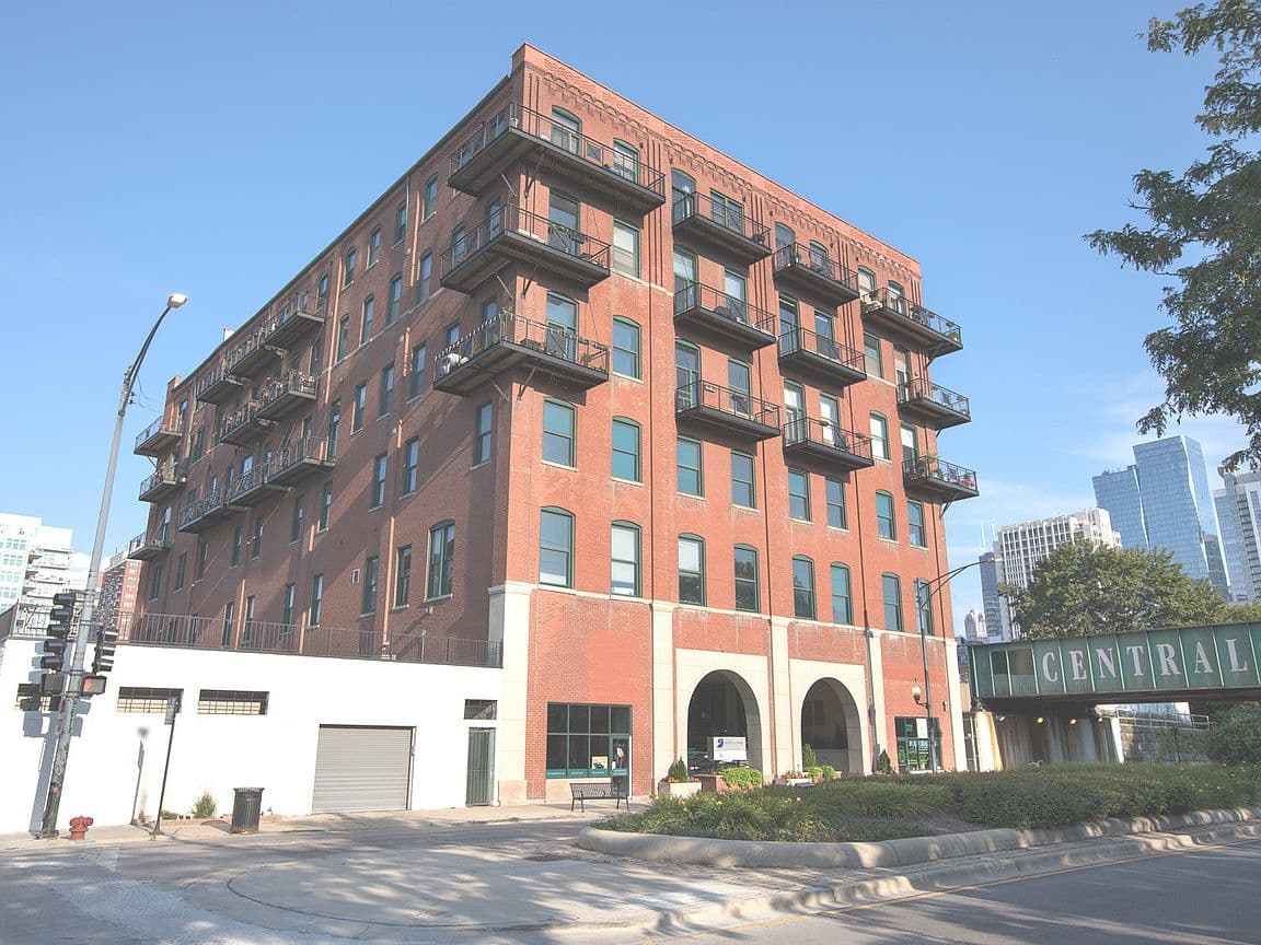 Primary listing photo