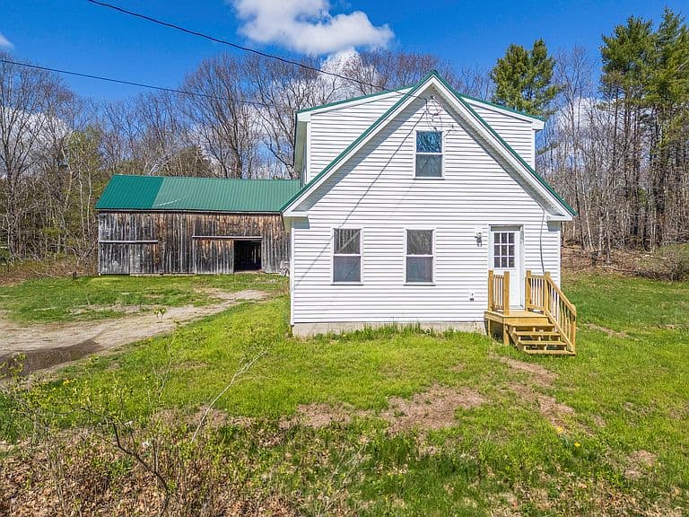 Listing photo 3
