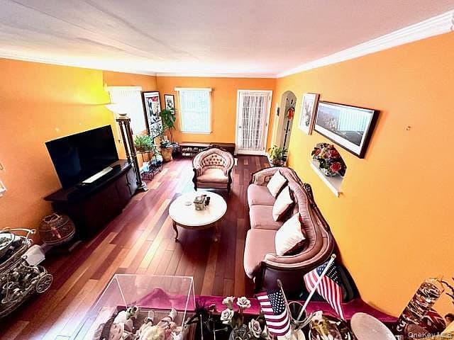 Listing photo 4