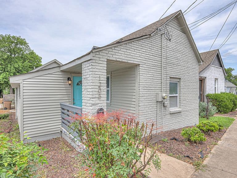 Listing photo 4