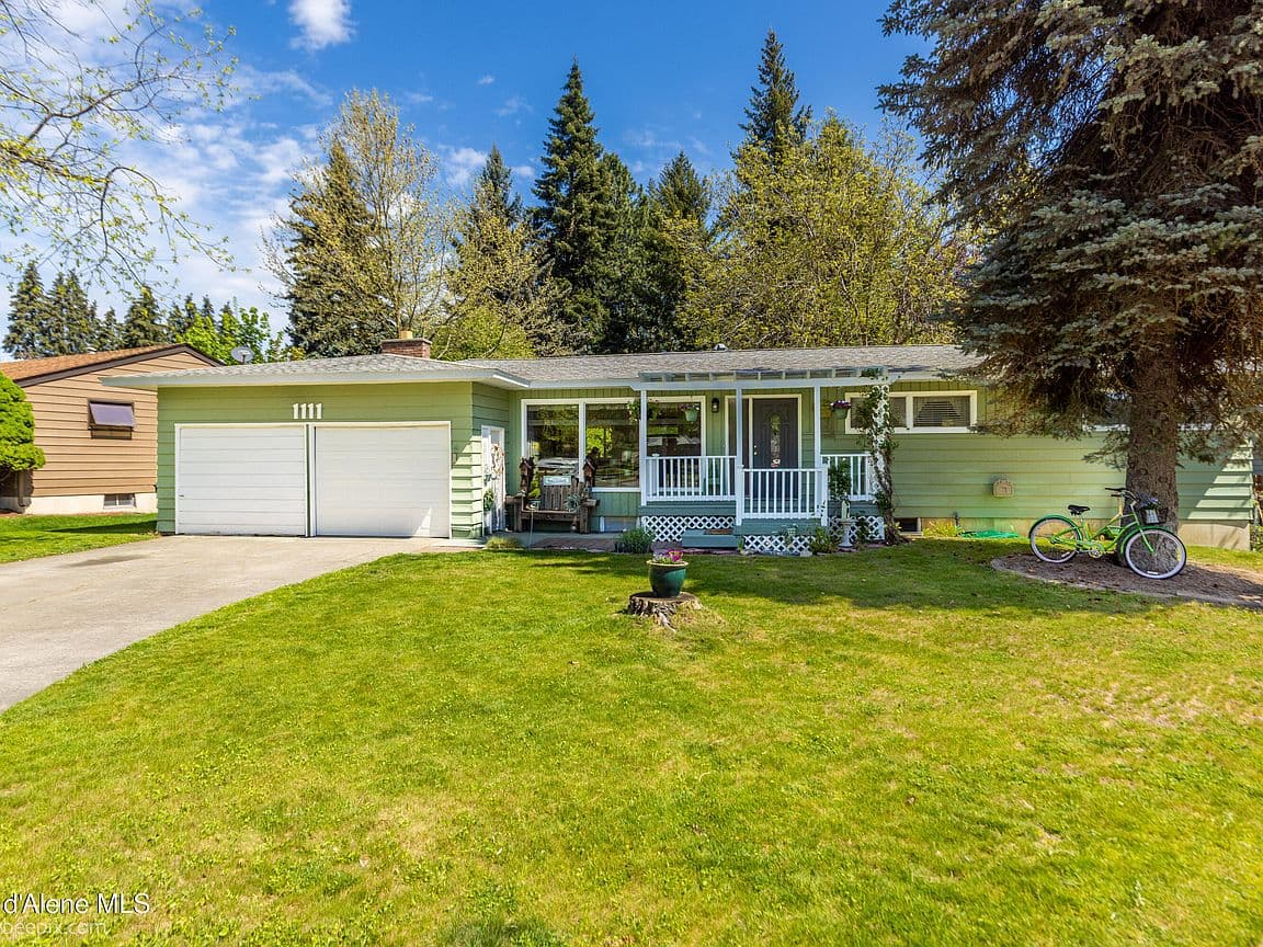 Primary listing photo
