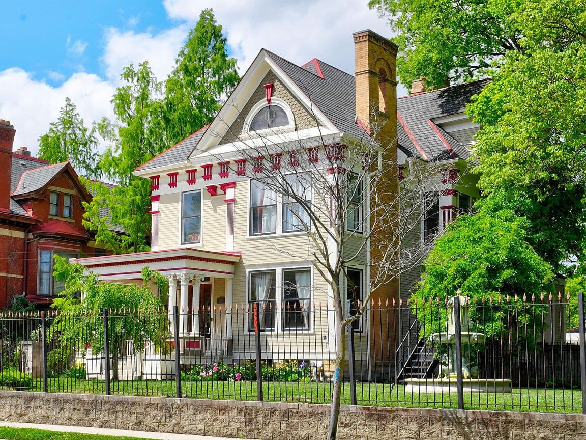 Primary listing photo
