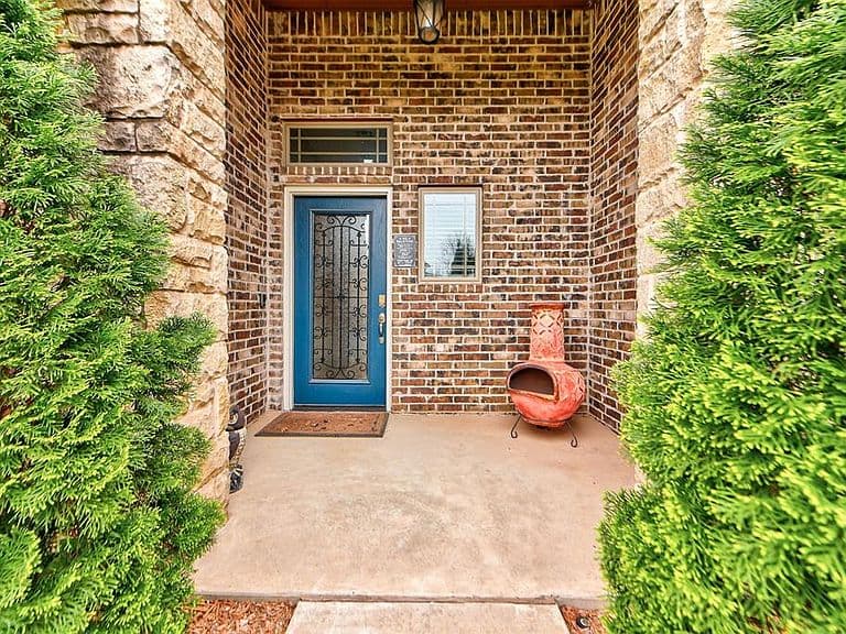 Listing photo 5