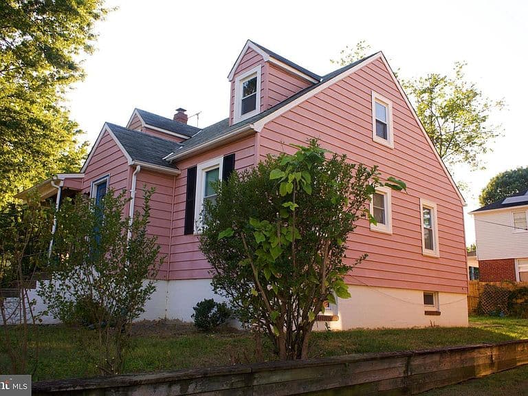 Listing photo 5