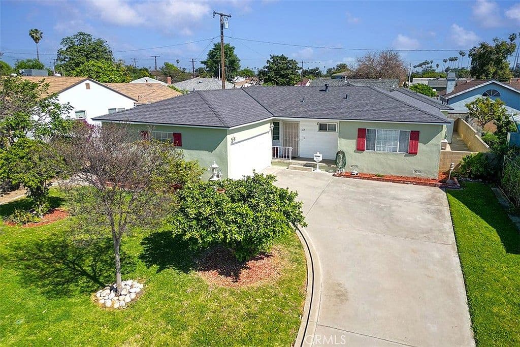 Primary listing photo