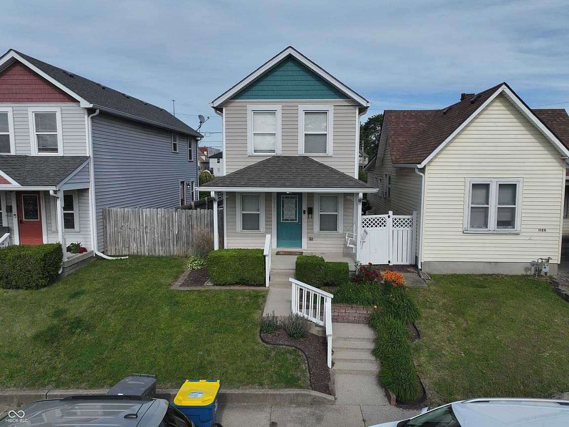 Primary listing photo