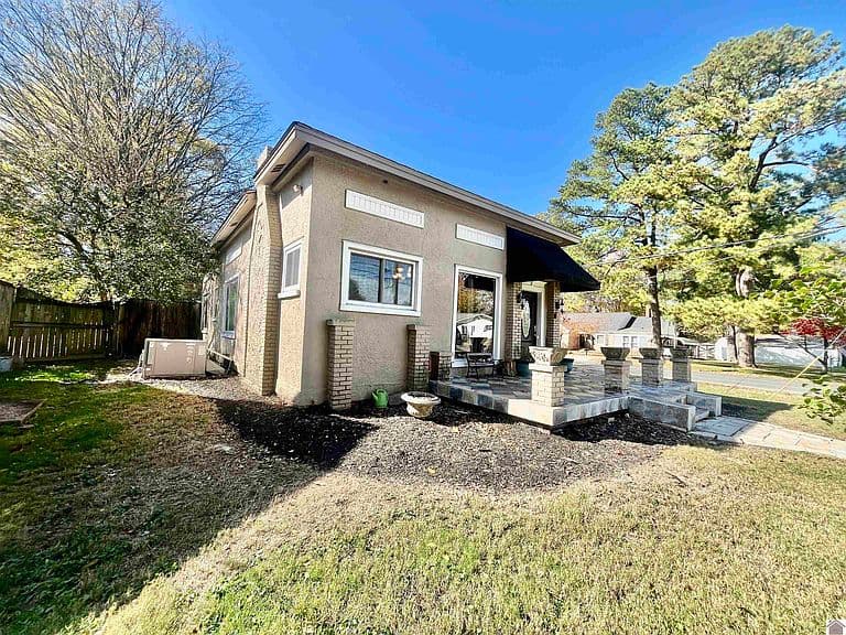 Listing photo 4