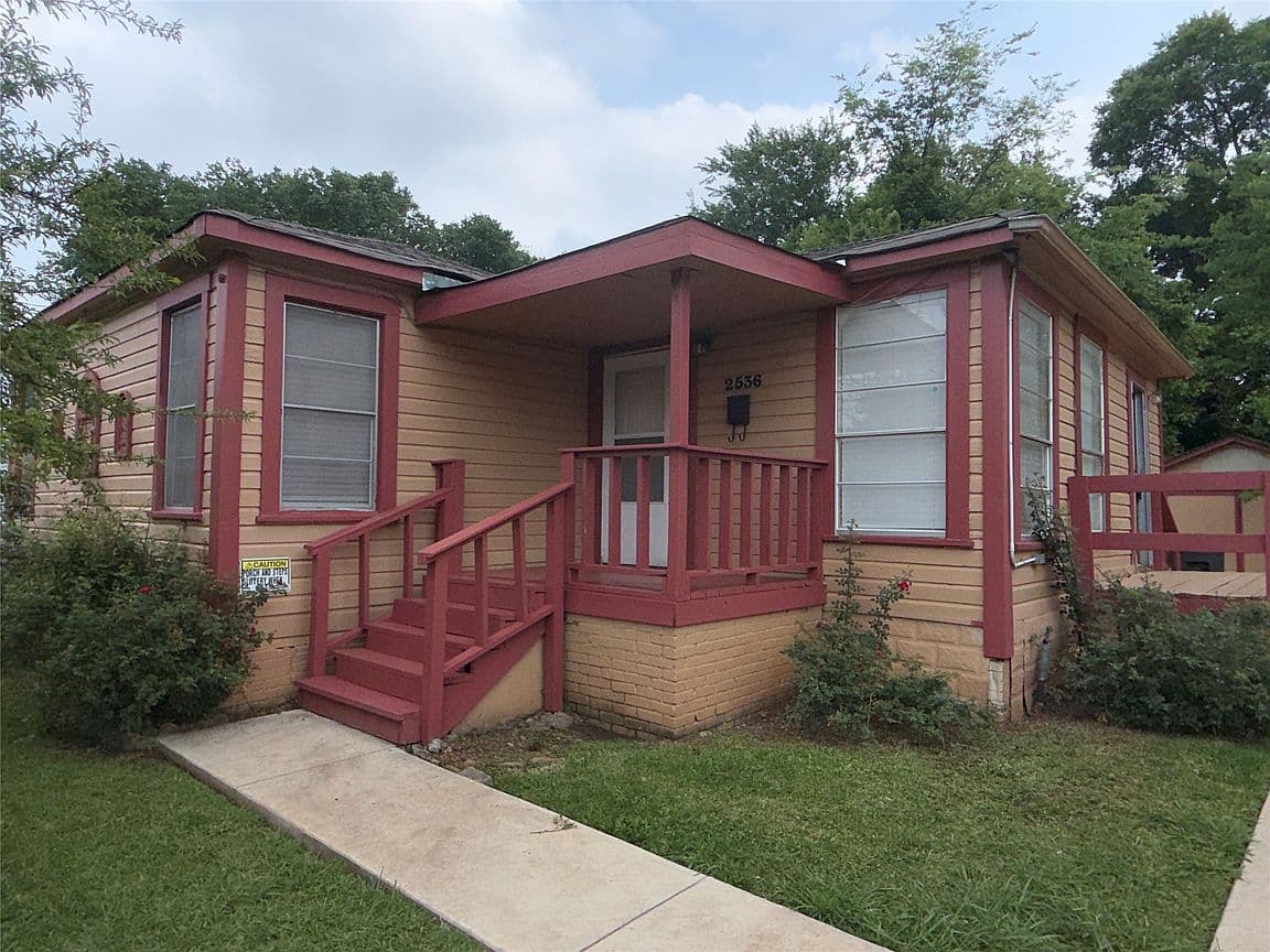 Primary listing photo