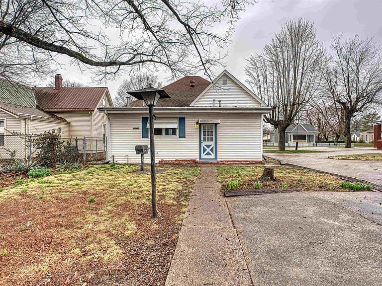 Listing photo 5