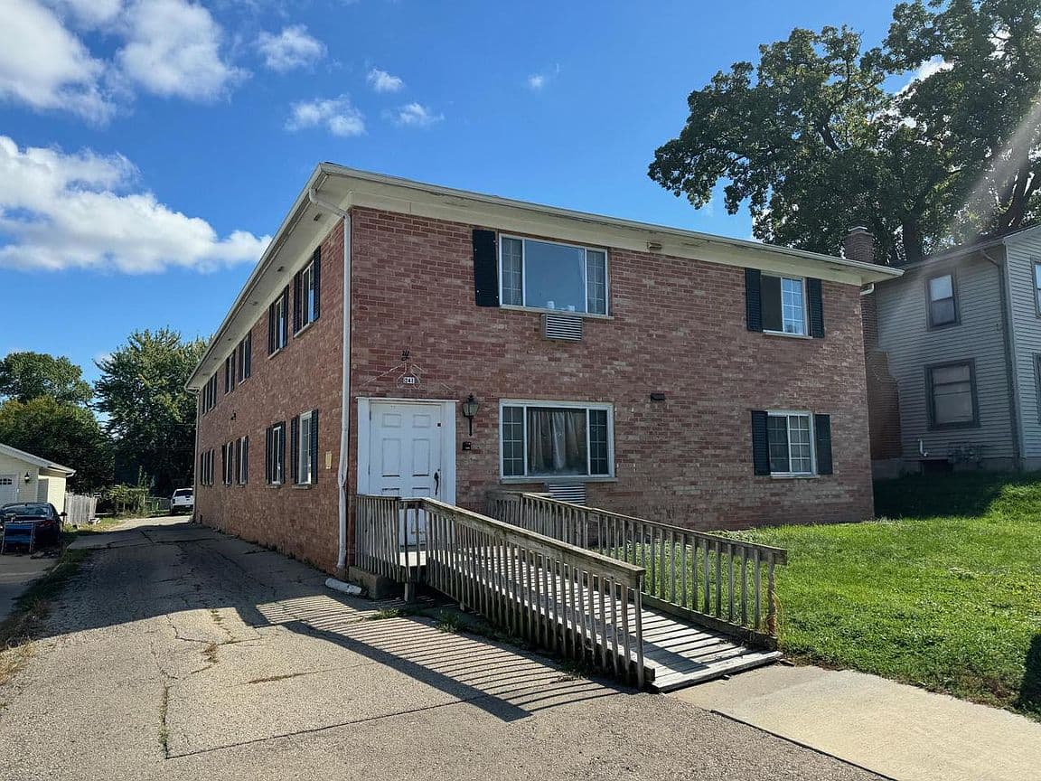 Primary listing photo