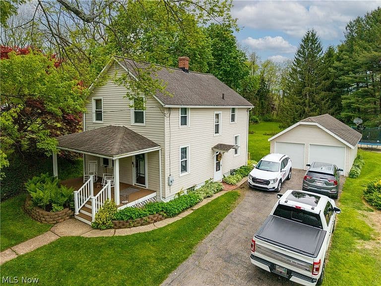 Listing photo 4