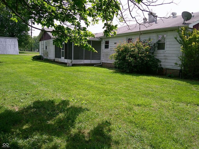 Listing photo 4