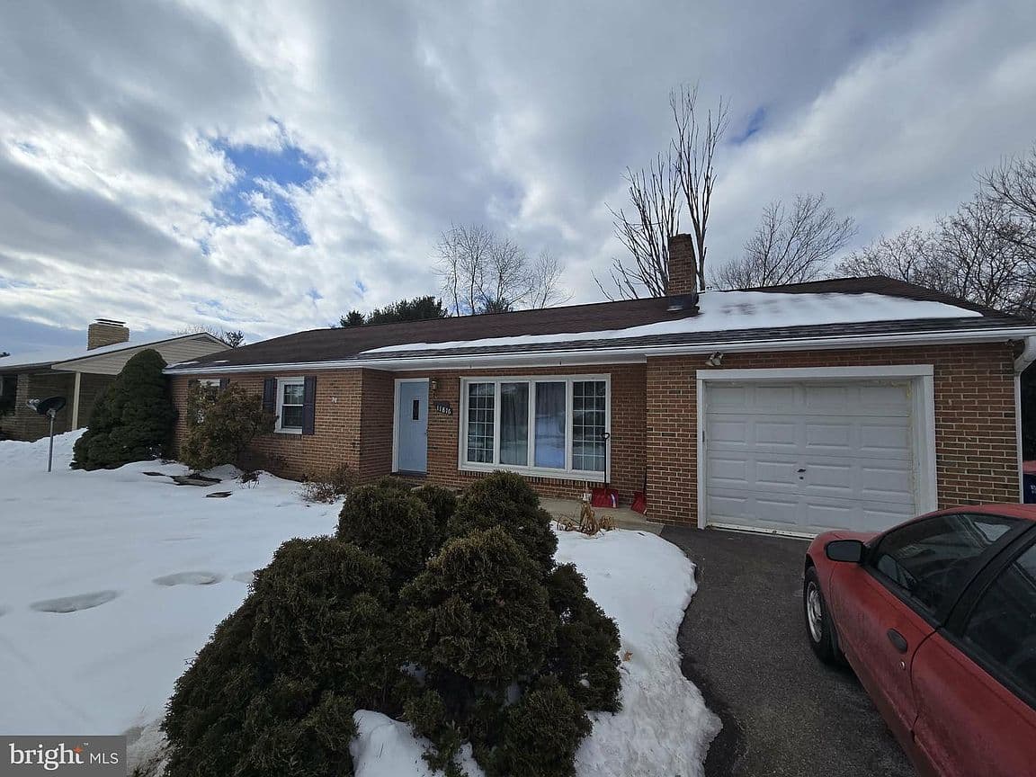 Primary listing photo
