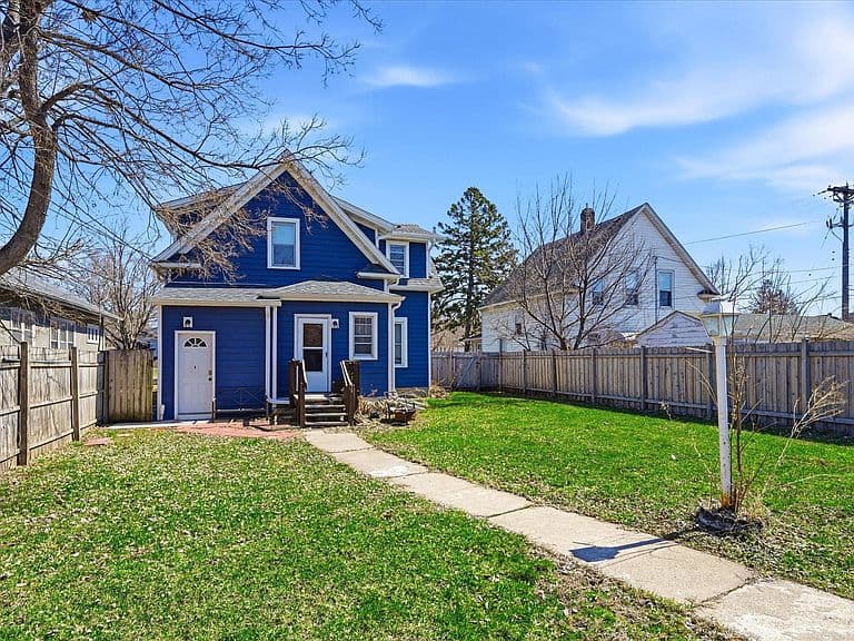 Listing photo 4
