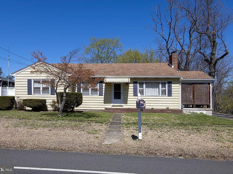 Listing photo