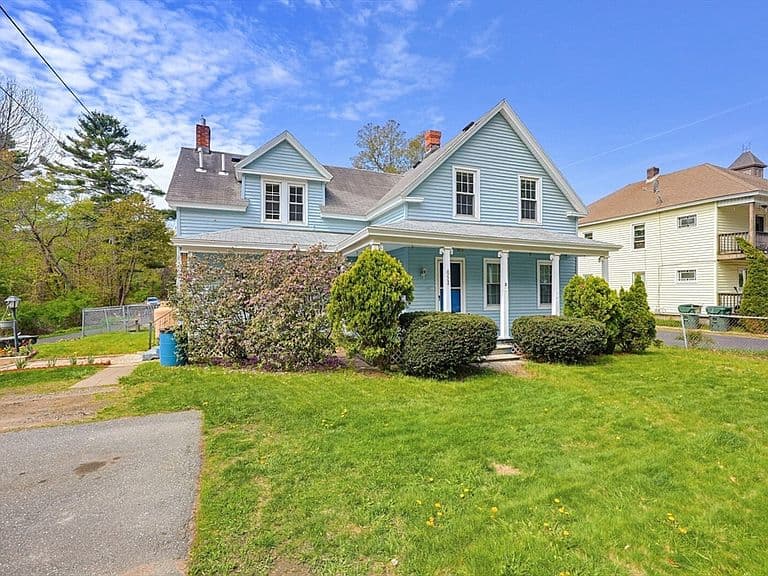 Listing photo 2