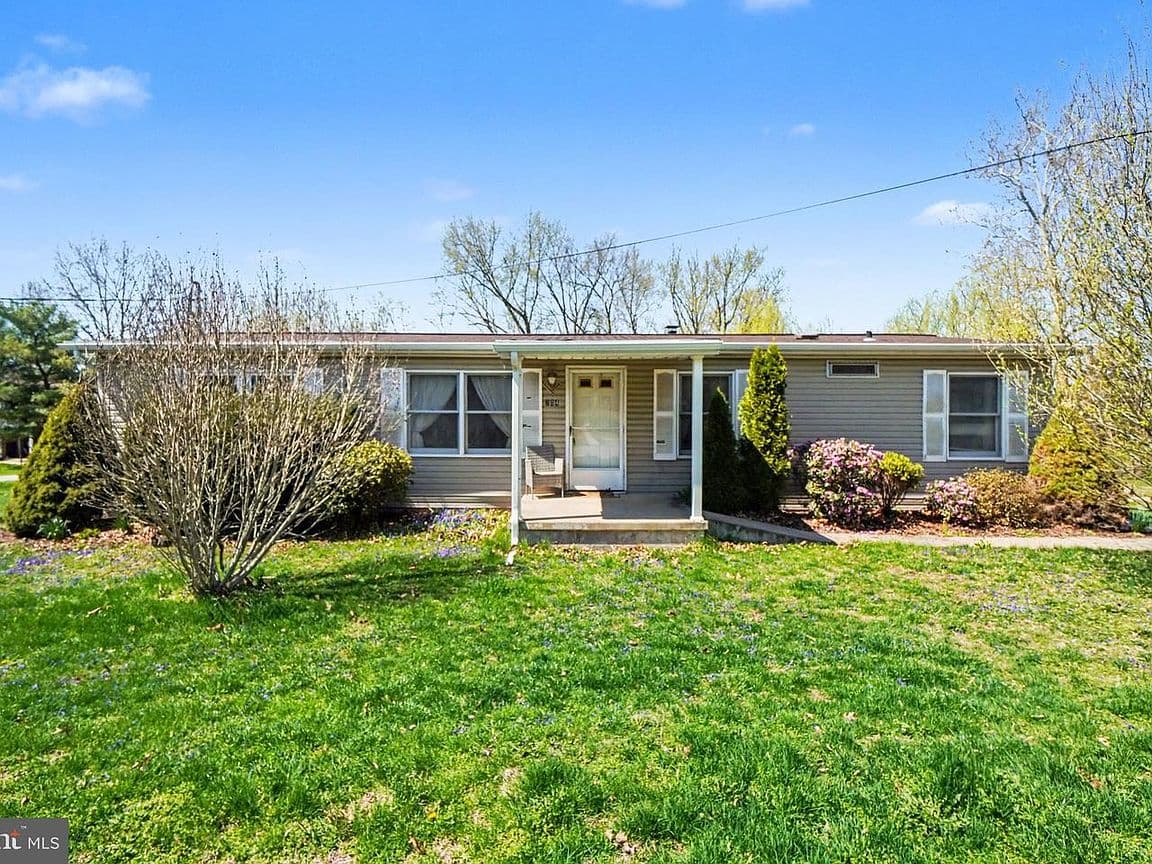 Primary listing photo