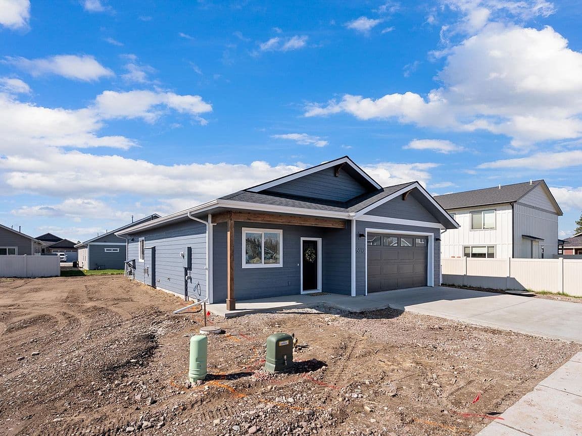 Primary listing photo