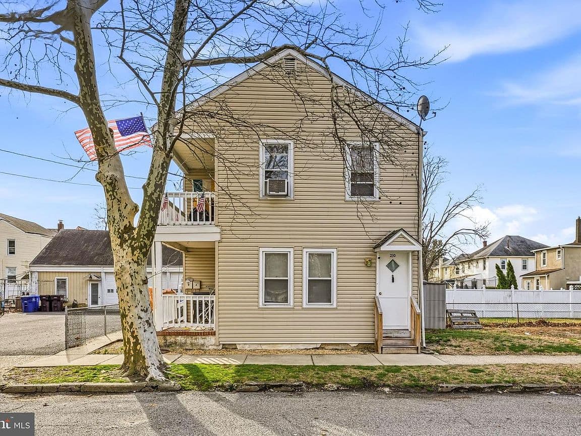 Primary listing photo
