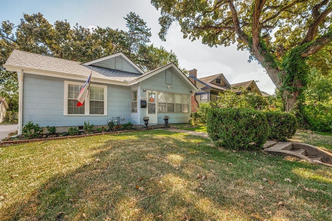 Primary listing photo