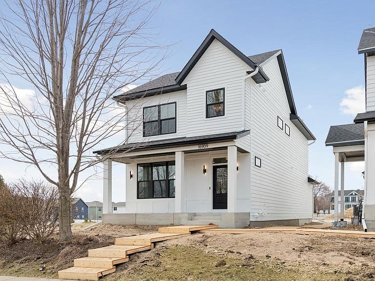 Listing photo