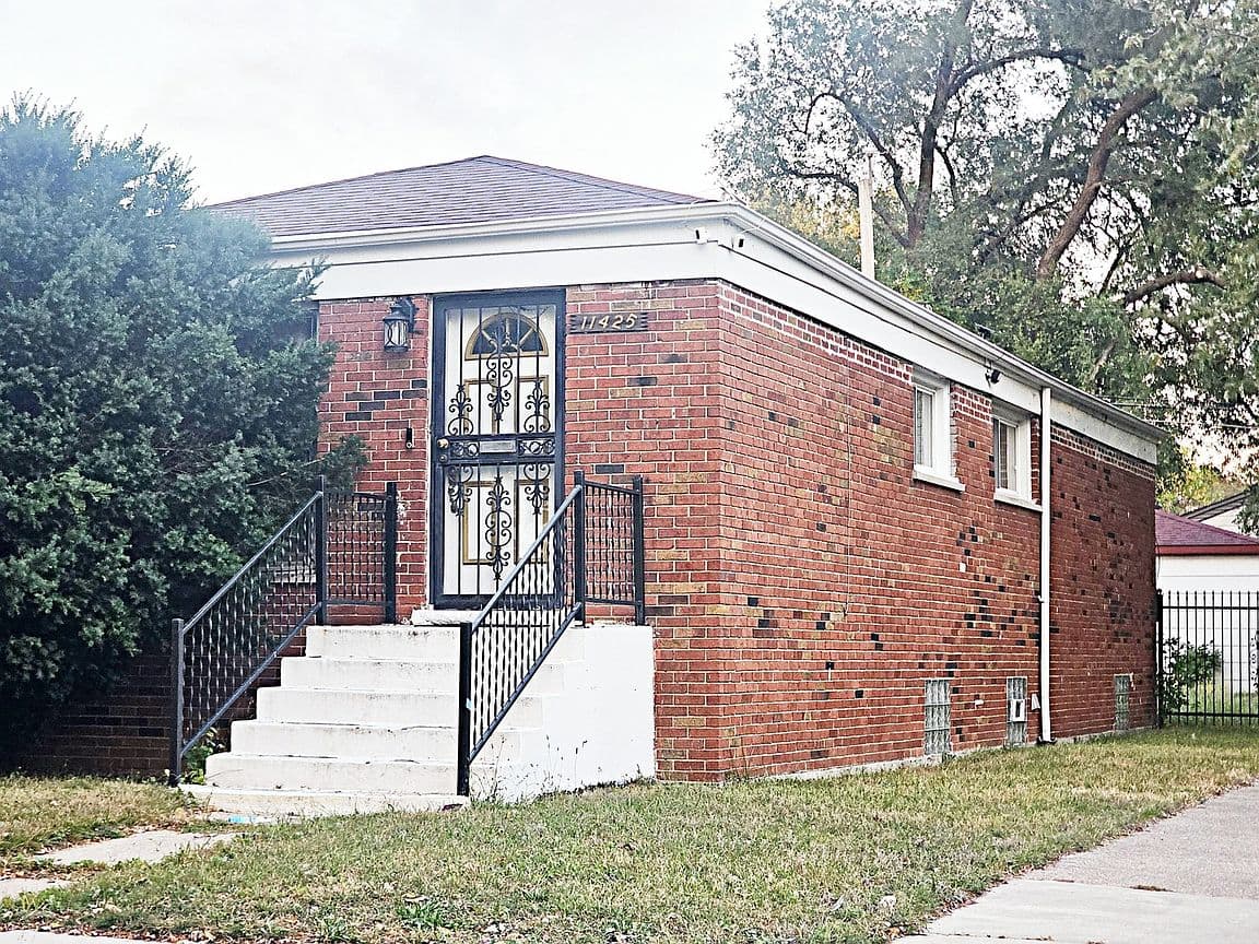Primary listing photo