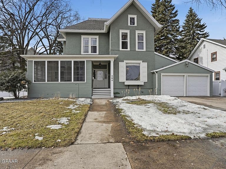 Listing photo 4