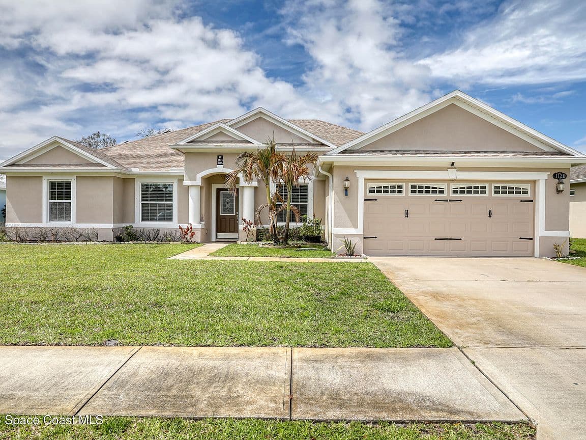 Primary listing photo