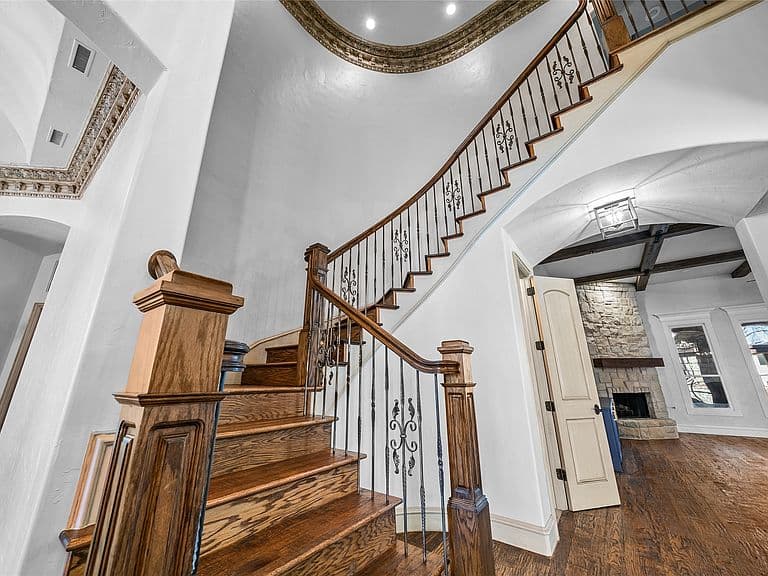 Listing photo 4